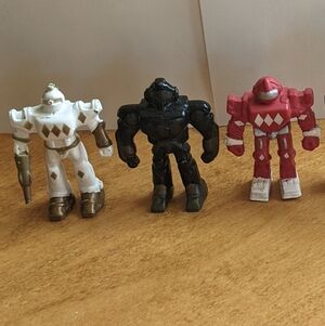 Vintage 1990s Soma China Sonic Rangers Robot figures - Red Black White 